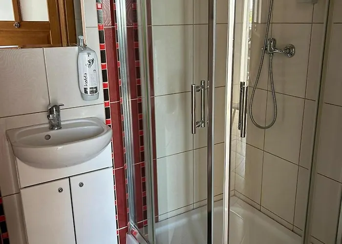 Goscinne Nad Morzem 农家乐 波波林