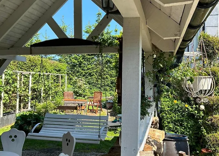 Goscinne Nad Morzem Фермерский дом Боболин